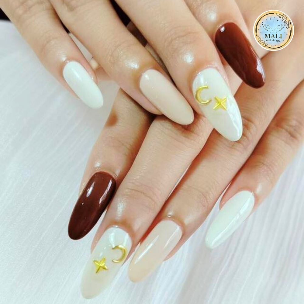 บริการทำเล็บมือ (Nail Services) - ร้านทำเล็บ ประชาอุทิศ - Mali Nail & Spa